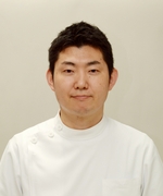 山口　亮介