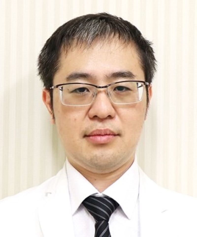 黒木　亮太