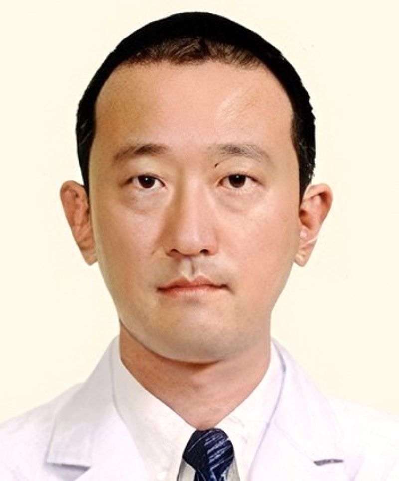 藤岡　寛