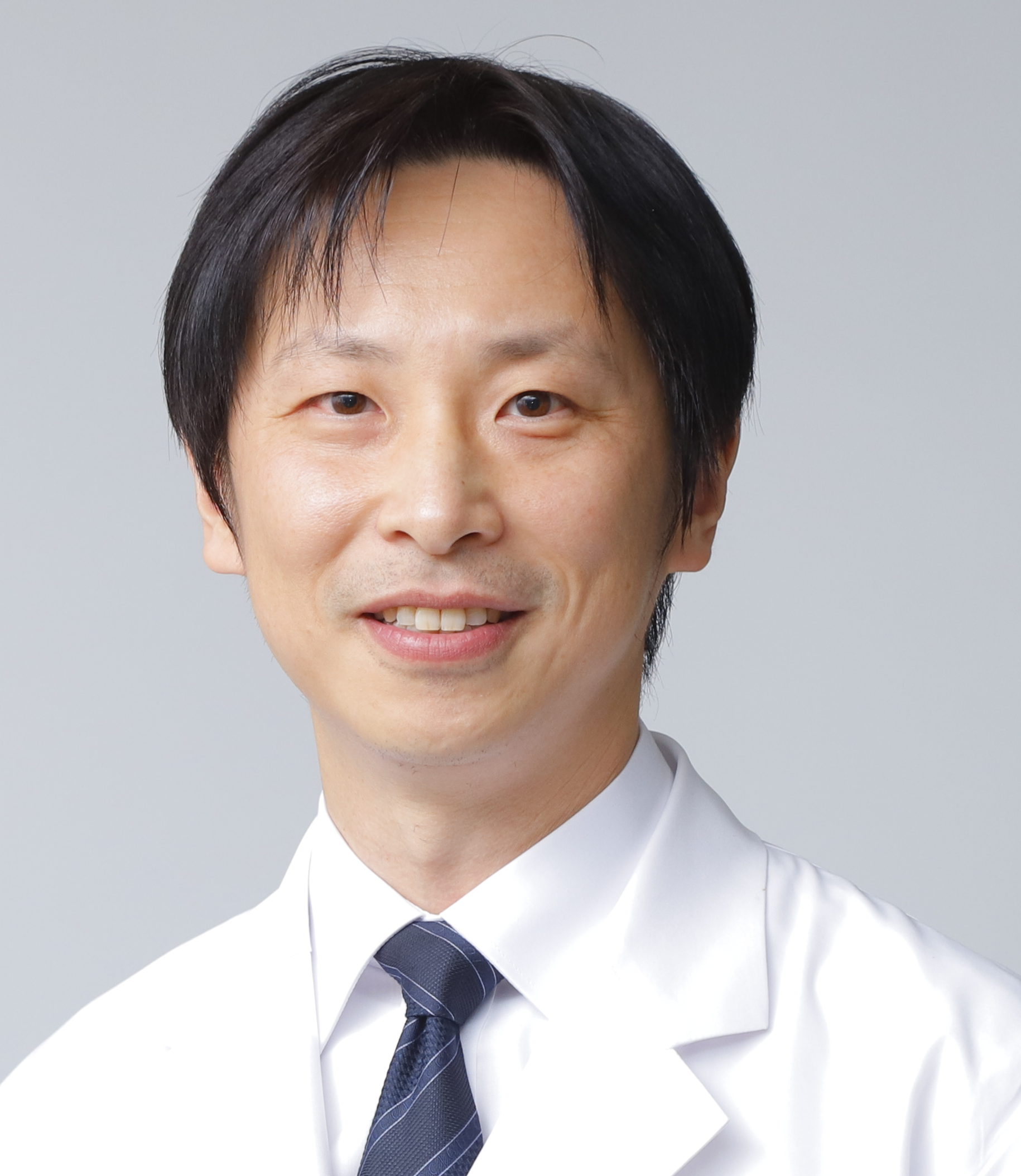 加来　啓三