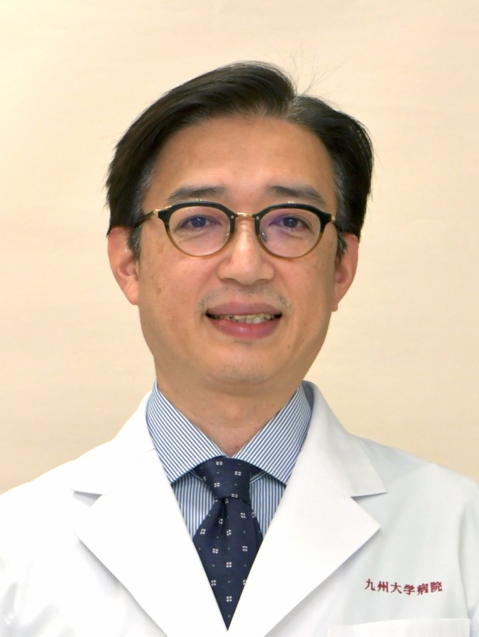 藤井　政徳